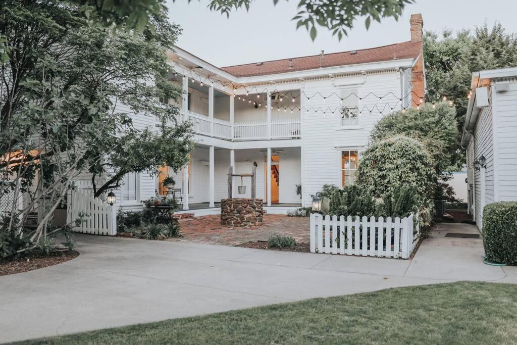 Luxury Historic House In Downtown Mckinney Zewnętrze zdjęcie